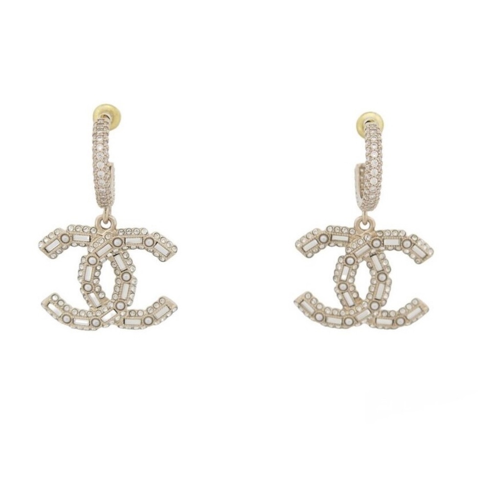 CHANEL CC Earrings